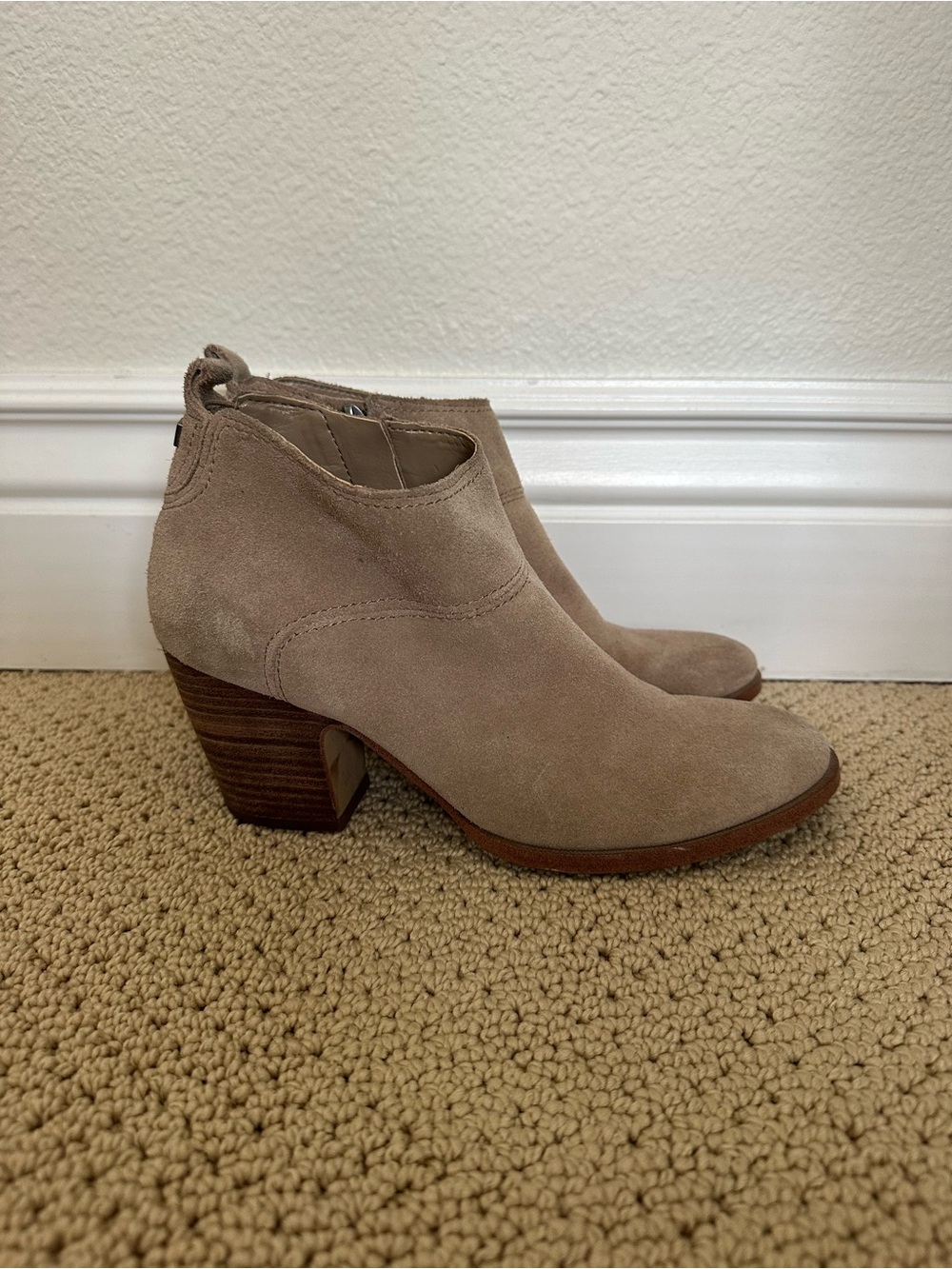 Light Suede Booties